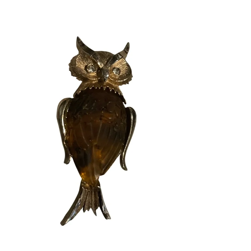 Vintage Gold Tone Owl Pin Brooch Rhinestone Eyes Unique‎ Bird Jewelry